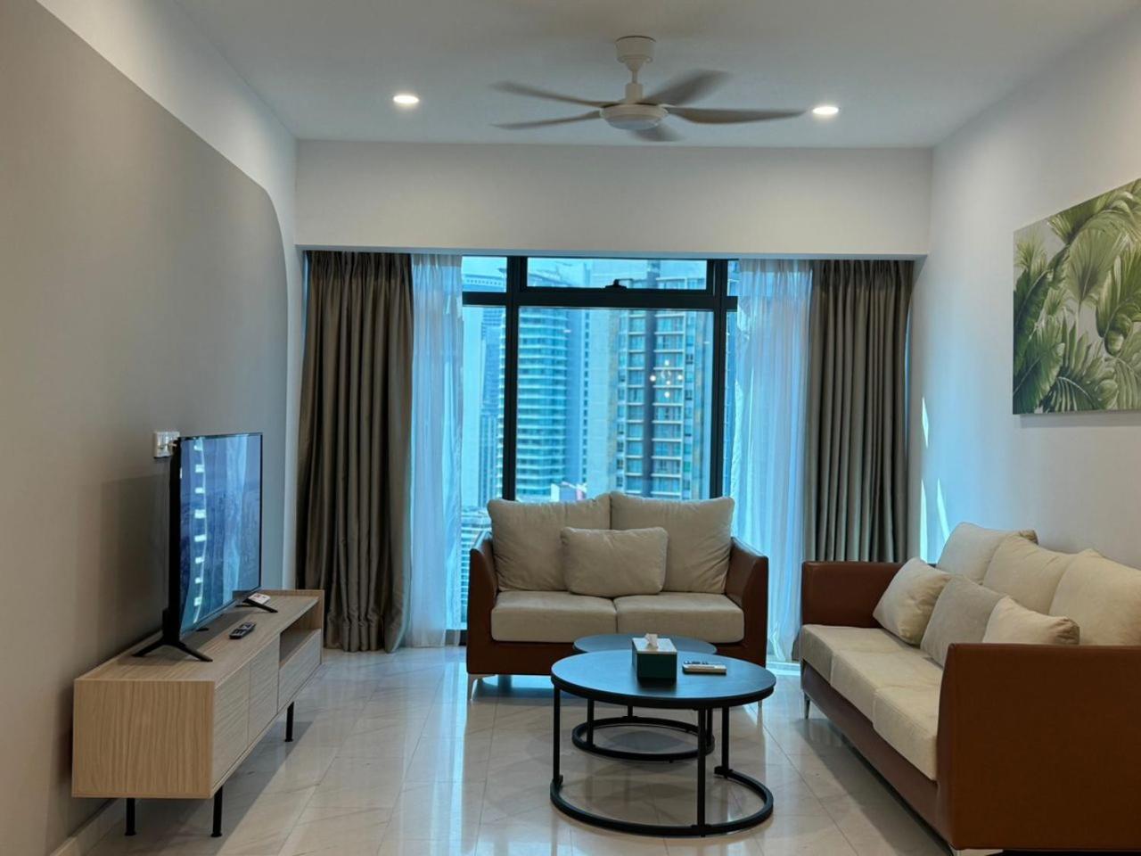 Eaton Residences Klcc By Perkasa Ikon Kuala Lumpur Exteriör bild