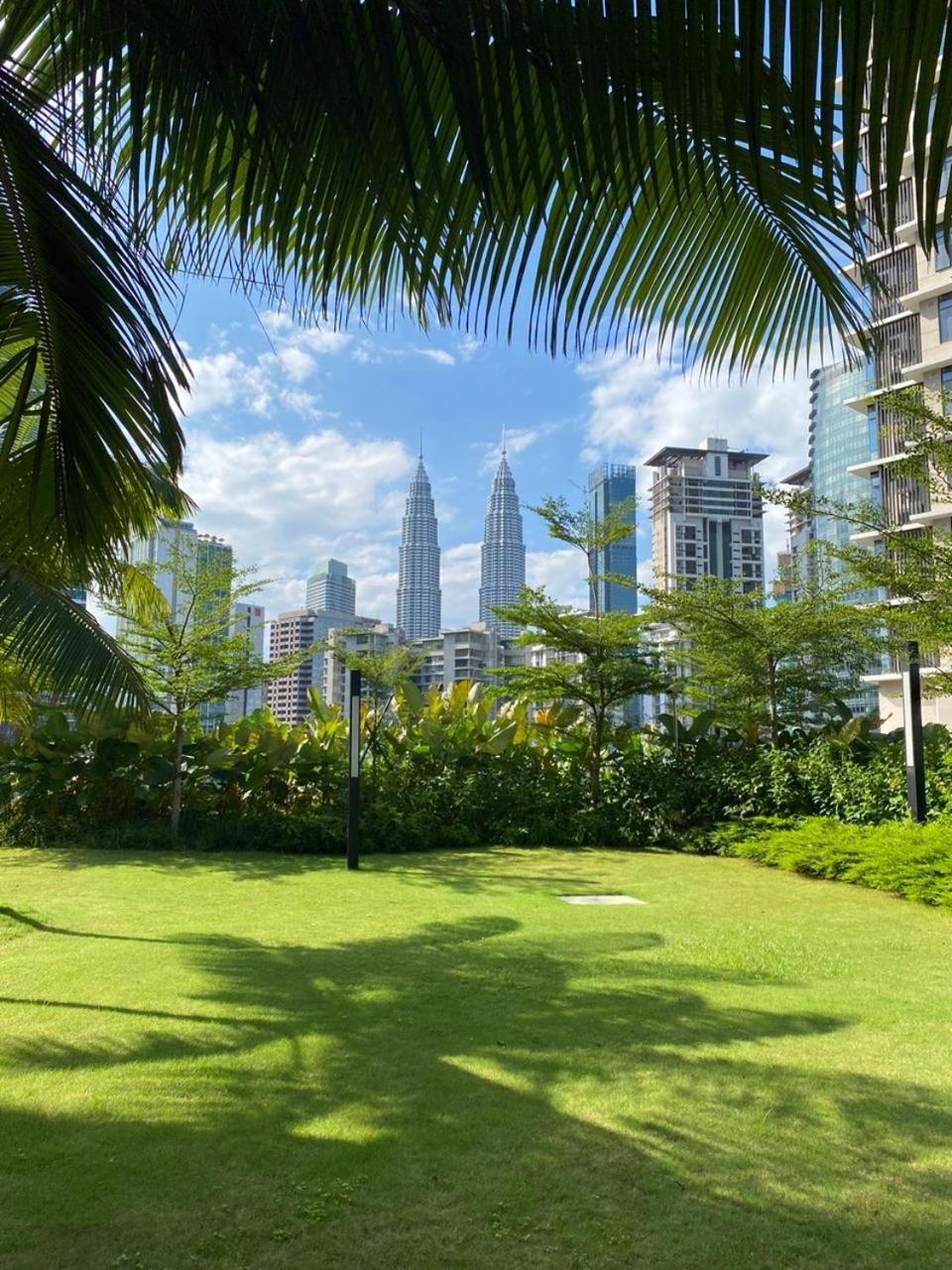 Eaton Residences Klcc By Perkasa Ikon Kuala Lumpur Exteriör bild